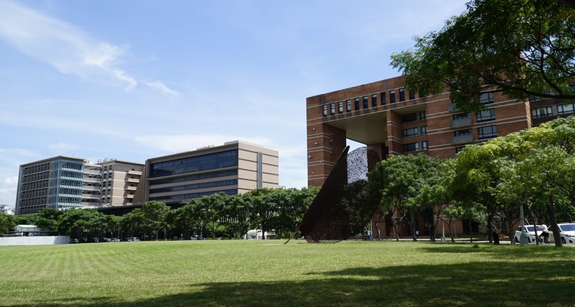 本校115年度大學/大學繁星/特選升學暨與海外升學榜單